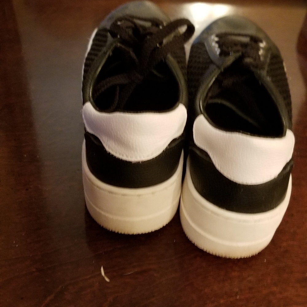 Shoes - Picture 3 of 3